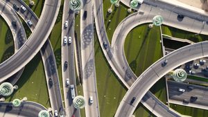 Riyadh roads, Saudi Arabia economy
