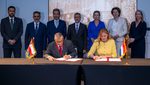 Officials sign an agreement to build a liquefied hydrogen corridor between Oman, the Netherlands and Germany
